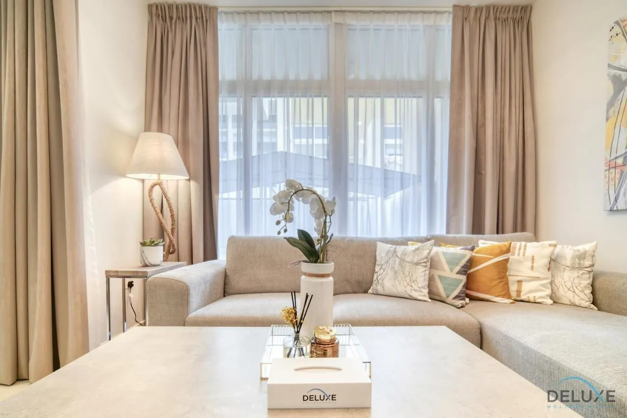 Alluring 3Br Townhouse At Damac Hills 2, Dubailand By Deluxe Holiday Homes 0*, Dubai United Arab Emirates