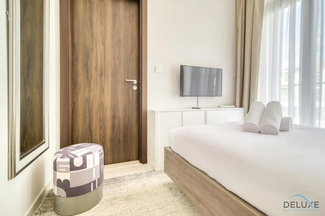 Apartment Alluring 3Br Townhouse At Damac Hills 2, Dubailand By Deluxe Holiday Homes United Arab Emirates