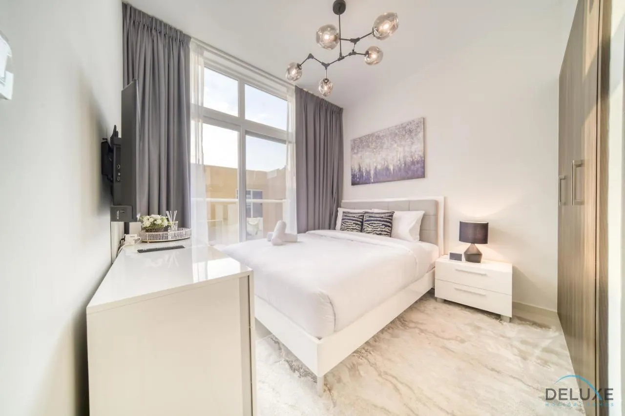 Alluring 3Br Townhouse At Damac Hills 2, Dubailand By Deluxe Holiday Homes Apartment Dubai